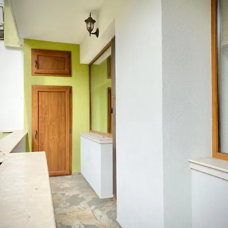 Large 2Bed Apartment 2 Min From Centre & Parking Apartment Stara Sagora